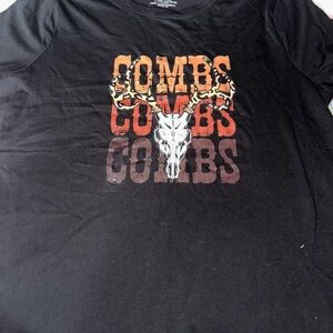 Are you a Luke Combs fan??? If so this shirt is for you!!